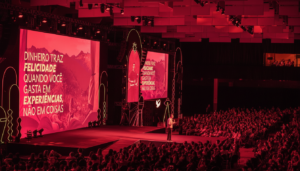 Como Transformar a Cobertura de Eventos e Conferências em Angola no Seu Maior Gerador de Vendas e Autoridade - RC Media